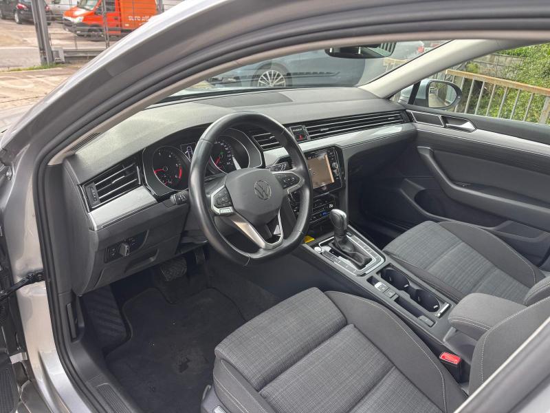 Volkswagen Passat Variant 2.0 Tdi 150cv Dsg " Navi - Cambio F1 - Led - Pdc - Sedili Elettrici " 8