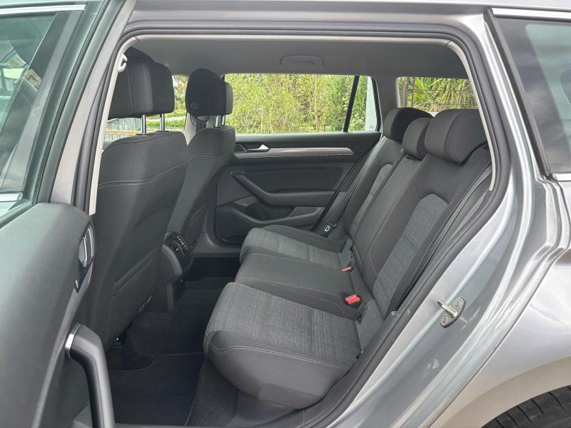 Volkswagen Passat Variant 2.0 Tdi 150cv Dsg " Navi - Cambio F1 - Led - Pdc - Sedili Elettrici " 11