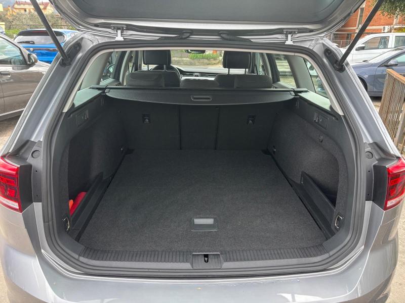 Volkswagen Passat Variant 2.0 Tdi 150cv Dsg " Navi - Cambio F1 - Led - Pdc - Sedili Elettrici " 14