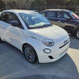 Fiat 500 Berlina Hybrid Icon