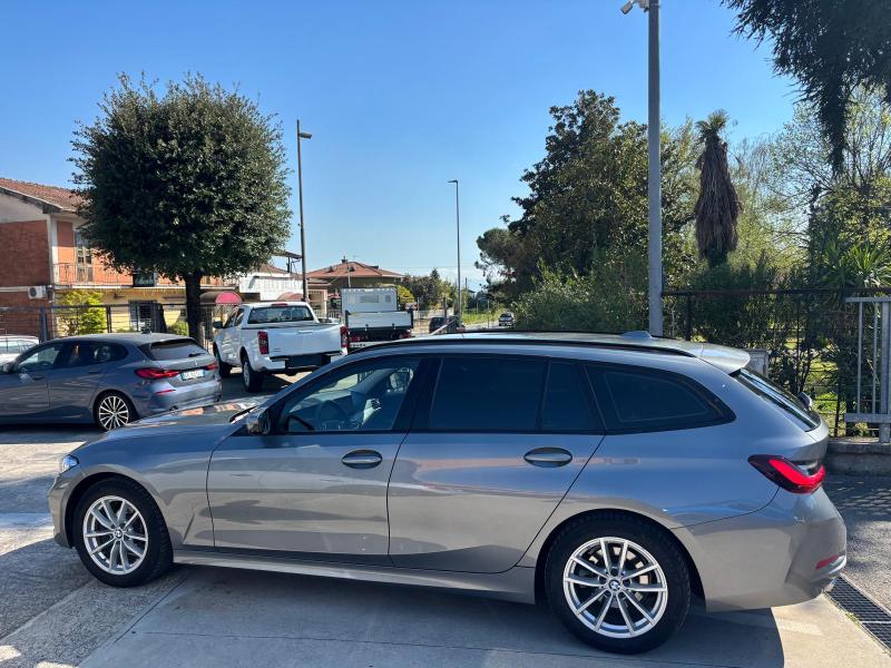 BMW 318 318d Touring mhev " Cambi F1 - Led - Navi - Pdc " 3