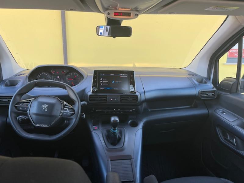 Peugeot Rifter 9