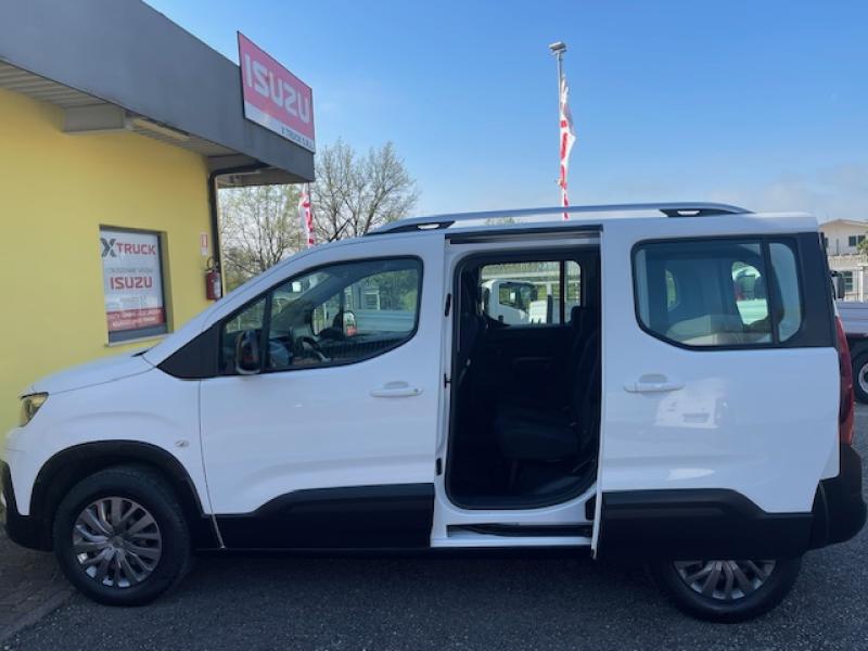 Peugeot Rifter 10