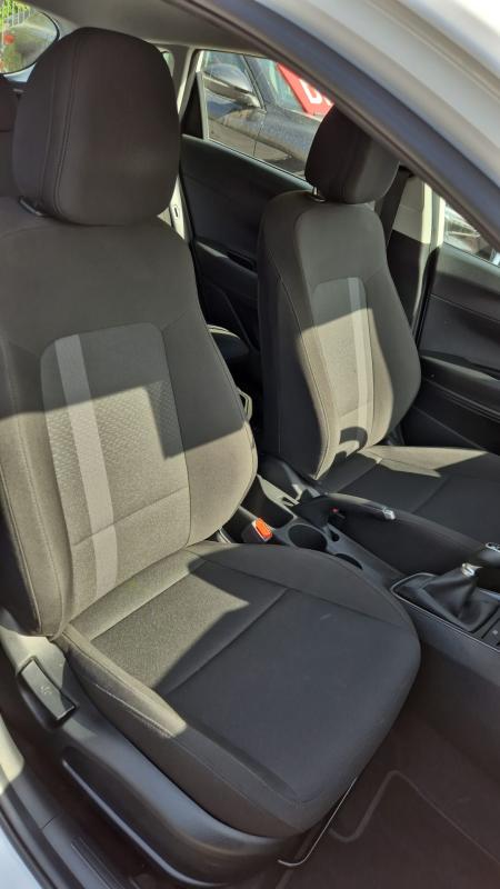 Hyundai i20 III 1.2 Gpl Connectline 78cv mt 12