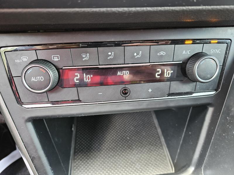 Volkswagen Polo VI 5p 1.0 tsi Sport R-Line 95cv 10