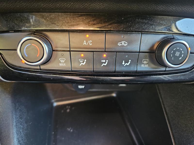 Opel Corsa GS 1.2 MT6 100CV 10
