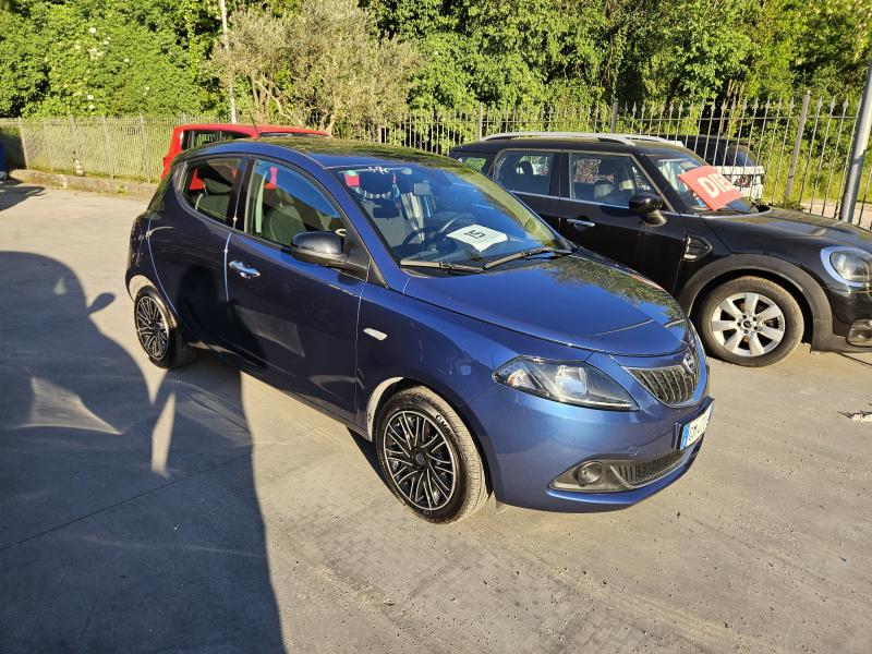 Lancia Ypsilon III 1.0 firefly hybrid Gold 3