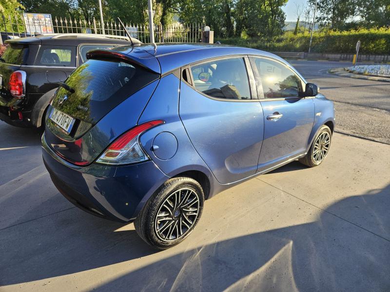 Lancia Ypsilon III 1.0 firefly hybrid Gold 15