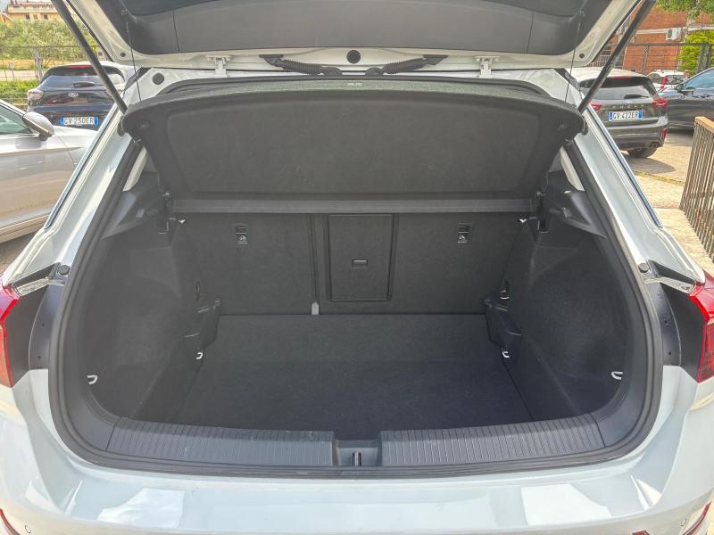 Volkswagen T-Roc 1.0 Tsi 110cv " Bi-Color - Led - Pdc - Carplay - " 17
