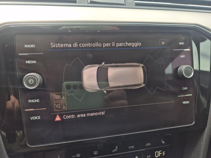 Volkswagen Passat VIII Variant 1.5 tsi Business 150cv dsg 10