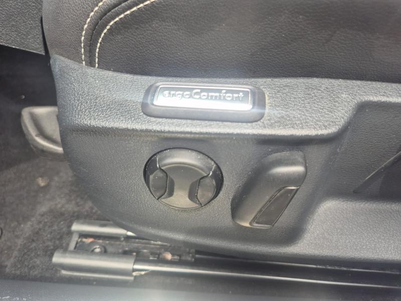 Volkswagen Passat VIII Variant 1.5 tsi Business 150cv dsg 13