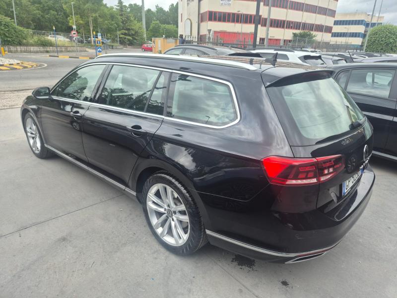 Volkswagen Passat VIII Variant 1.5 tsi Business 150cv dsg 3