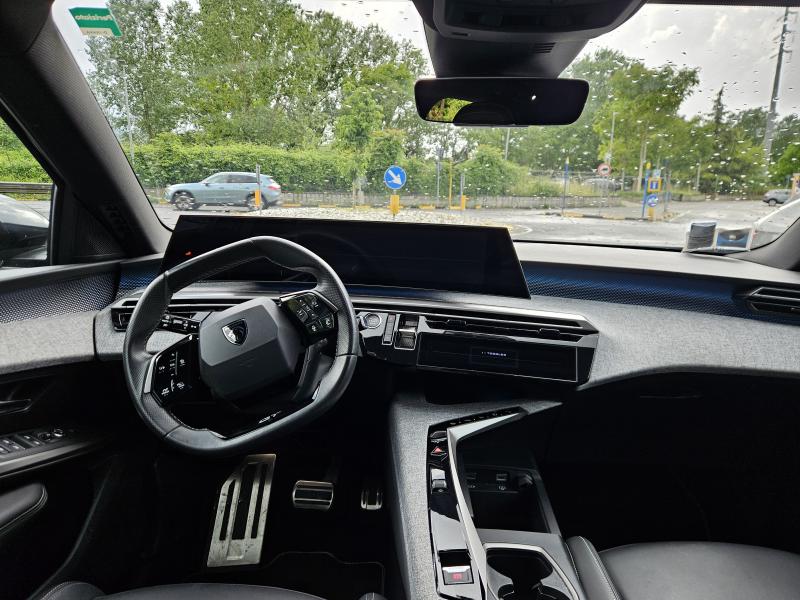 Peugeot 3008 III 1.2 hybrid GT 145cv e-dcs6 3