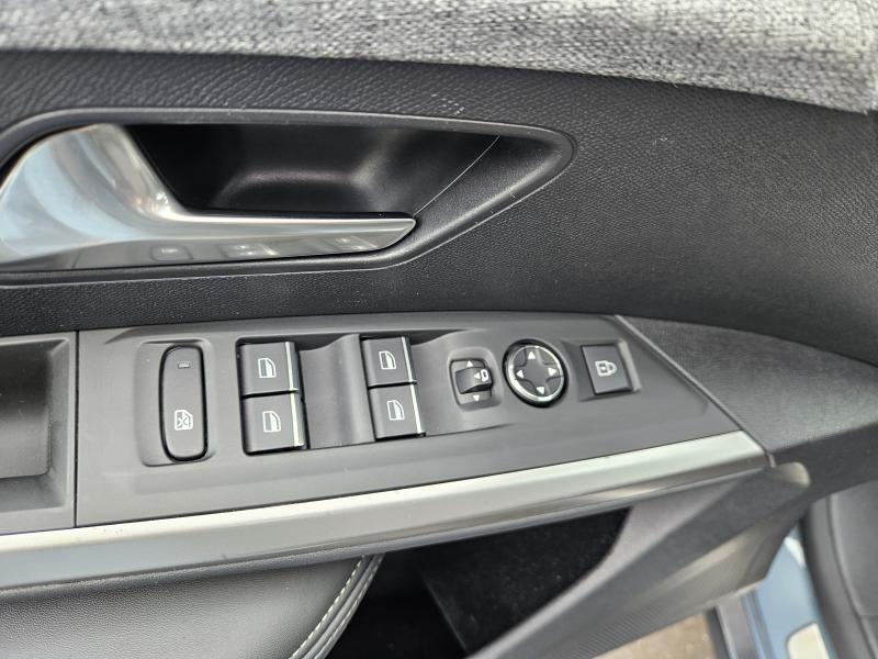 Peugeot 3008 III 1.2 hybrid GT 145cv e-dcs6 19