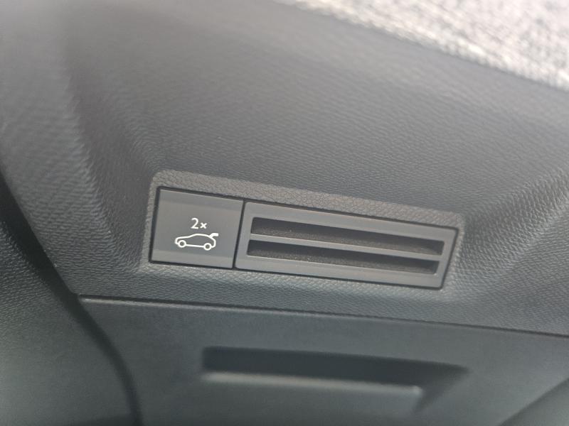 Peugeot 3008 III 1.2 hybrid GT 145cv e-dcs6 20