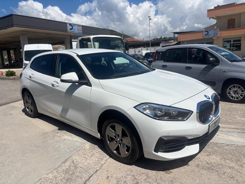 BMW 116 d Business " Cambio automatico - Navi - Led - Pdc " 7