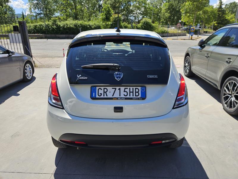 Lancia Ypsilon III 1.0 firefly hybrid Gold 6