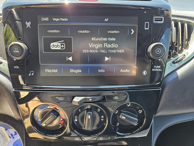 Lancia Ypsilon III 1.0 firefly hybrid Gold 11