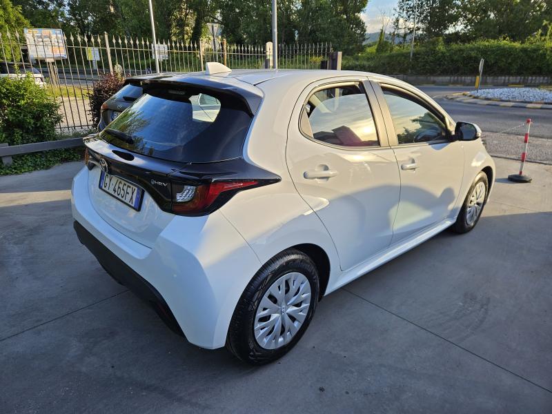 Toyota Yaris IV 1.5h Active 5