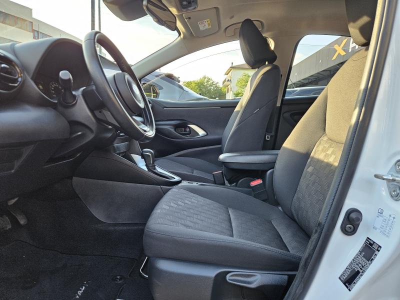Toyota Yaris IV 1.5h Active 7