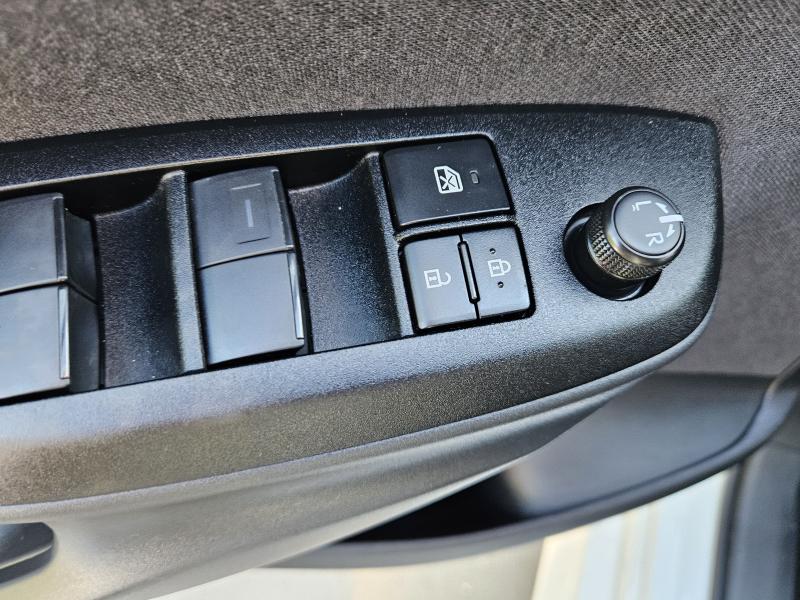 Toyota Yaris IV 1.5h Active 15