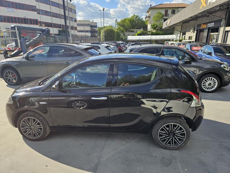 Lancia Ypsilon Ypsilon III 1.0 firefly hybrid Gold 18