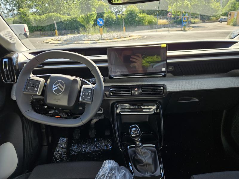 Citroen C3 IV 1.2 puretech turbo Max 100cv 3