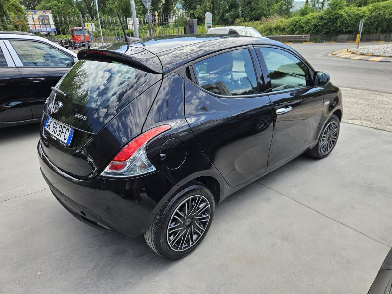 Lancia Ypsilon III 1.0 firefly hybrid Gold 4