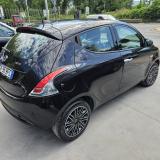 Lancia Ypsilon III 1.0 firefly hybrid Gold 