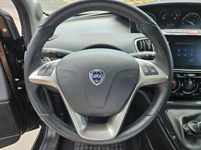 Lancia Ypsilon III 1.0 firefly hybrid Gold 10