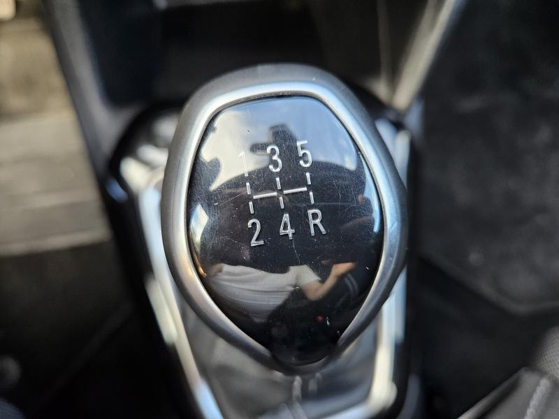 Opel Corsa 1.2 GS 12