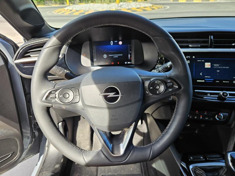 Opel Corsa 1.2 GS 9