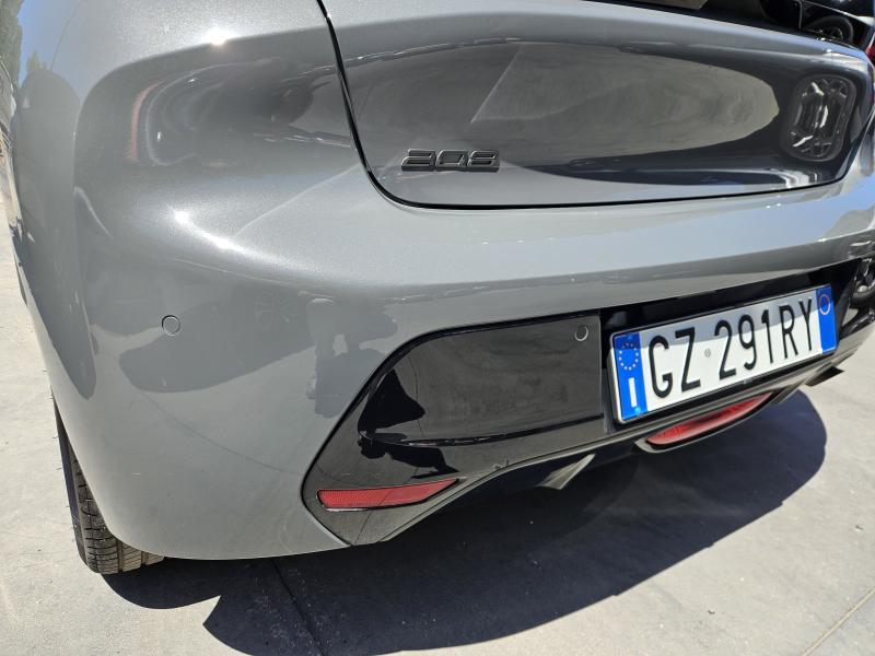 Peugeot 208 II 1.2 puretech Allure 19