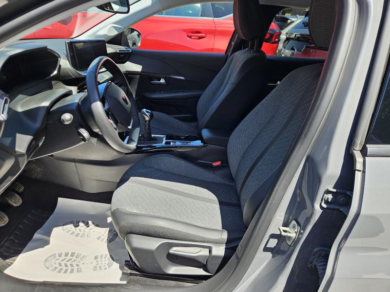 Peugeot 208 II 1.2 puretech Allure 8