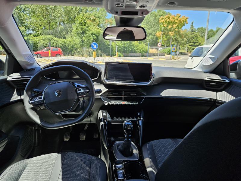 Peugeot 208 II 1.2 puretech Allure 2