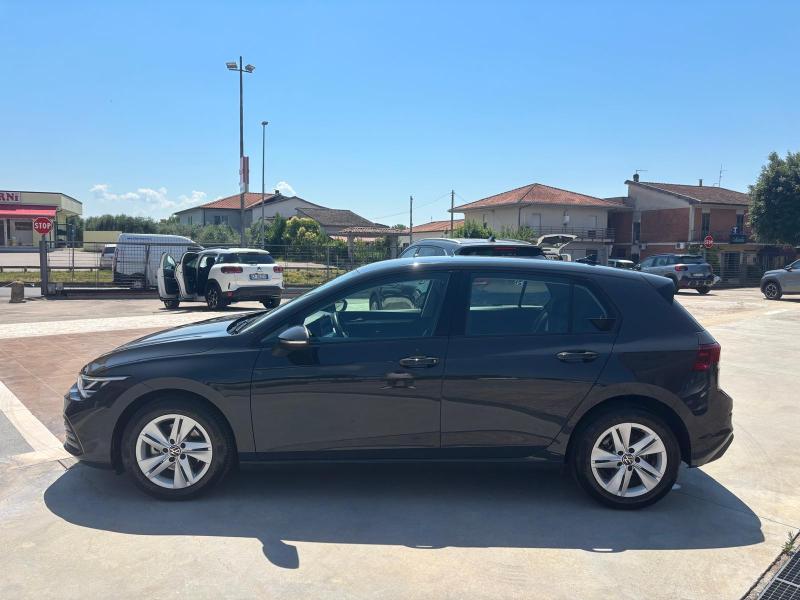 Volkswagen Golf 1.0 etsi evo Life 110cv " Cambio F1 - Led - Car Play - Pdc " 4