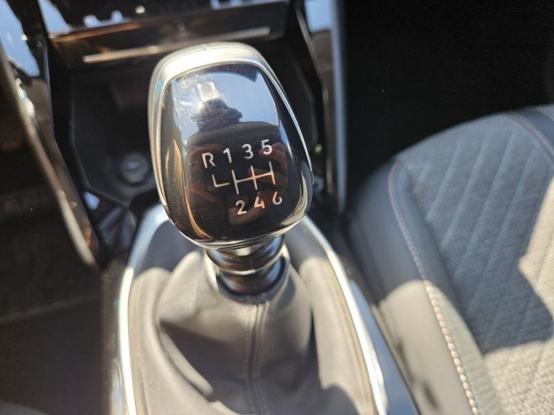 Peugeot 208 II 1.2 puretech Allure 11
