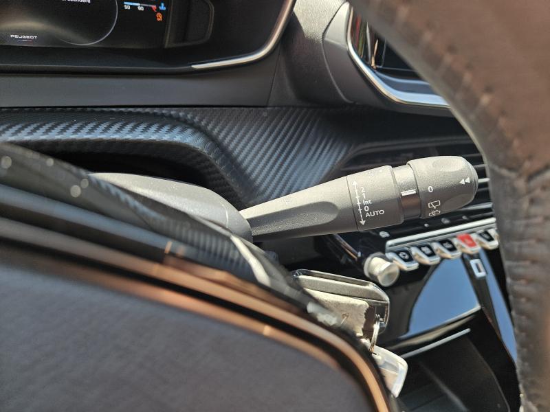Peugeot 208 II 1.2 puretech Allure 17