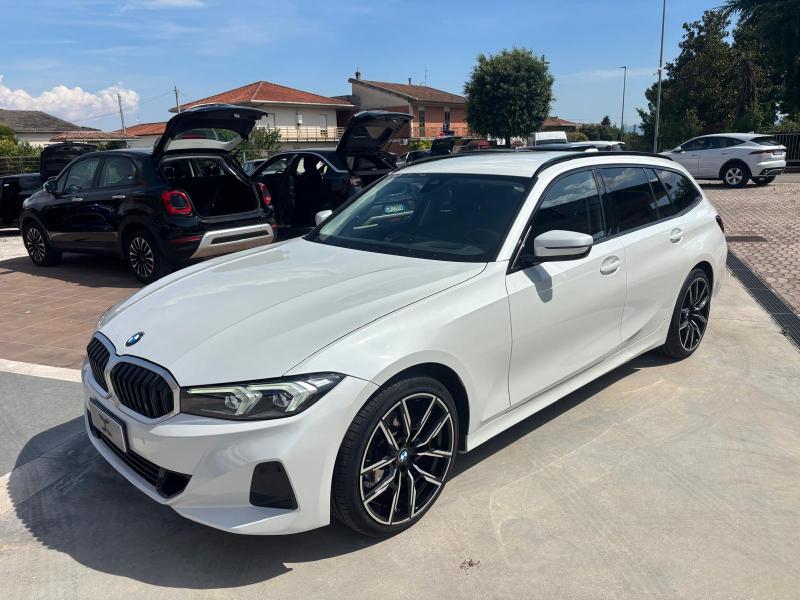 BMW 318 d Touring mhev Advantage " Cerchi 19 - Navi - Full led - Cambio F1 " 2
