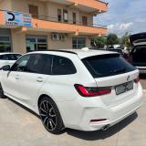 BMW 318 d Touring mhev Advantage " Cerchi 19 - Navi - Full led - Cambio F1 "