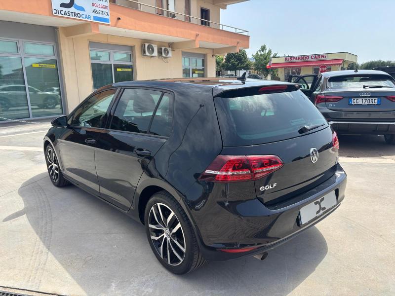 Volkswagen Golf 7.5 1.6 tdi Highline 110cv " Navi - Pdc - Cerchi 17 " 4