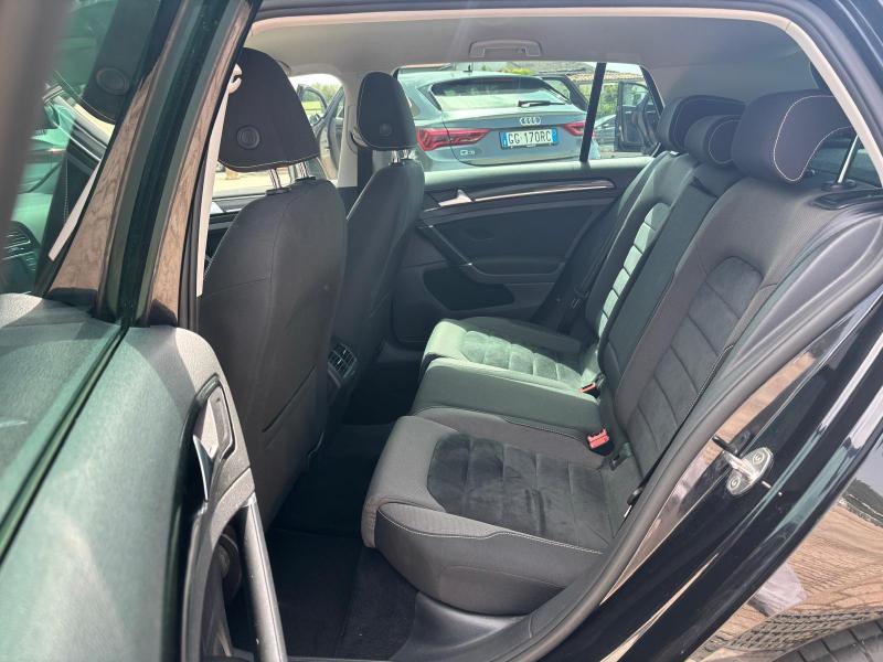 Volkswagen Golf 7.5 1.6 tdi Highline 110cv " Navi - Pdc - Cerchi 17 " 15
