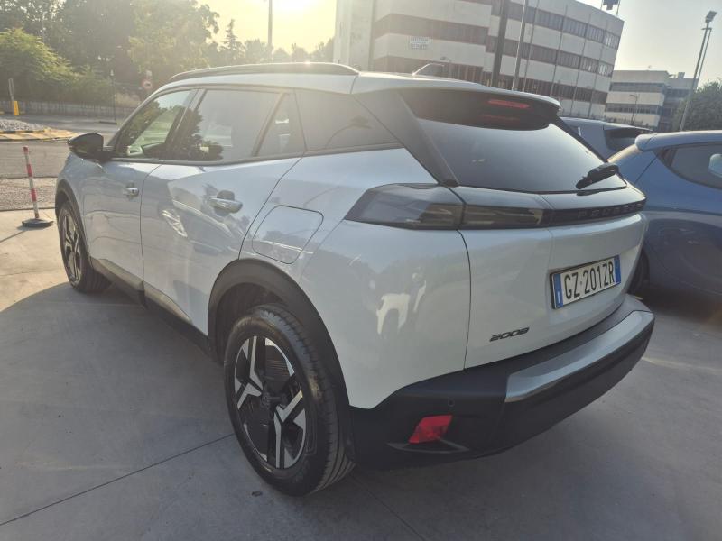 Peugeot 2008 II 1.2 puretech Allure 3