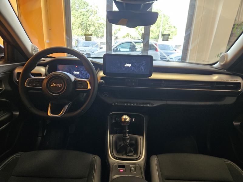 Jeep Avenger 1.2 turbo Summit fwd 3