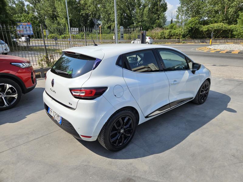 Renault Clio IV 0.9 tce energy Intens 90cv 4