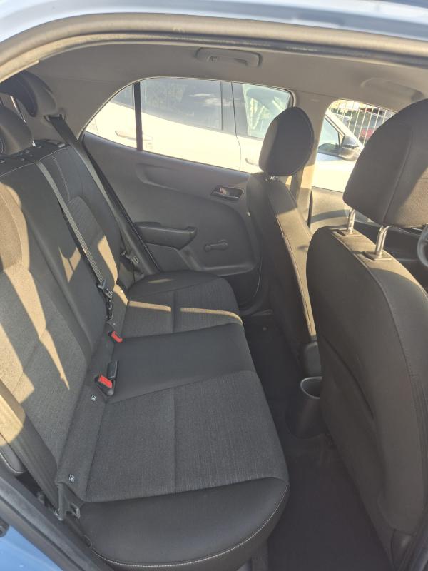 Kia Picanto 1.0 12V 5 porte Urban 11