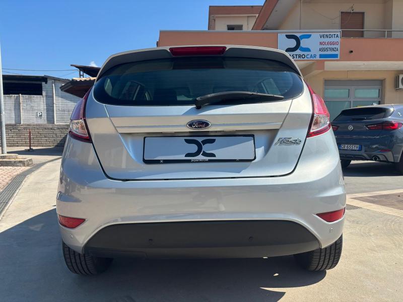 Ford Fiesta 5p 1.6 Business 105cv Cambio Automatico "Solo 89.000 km" 5