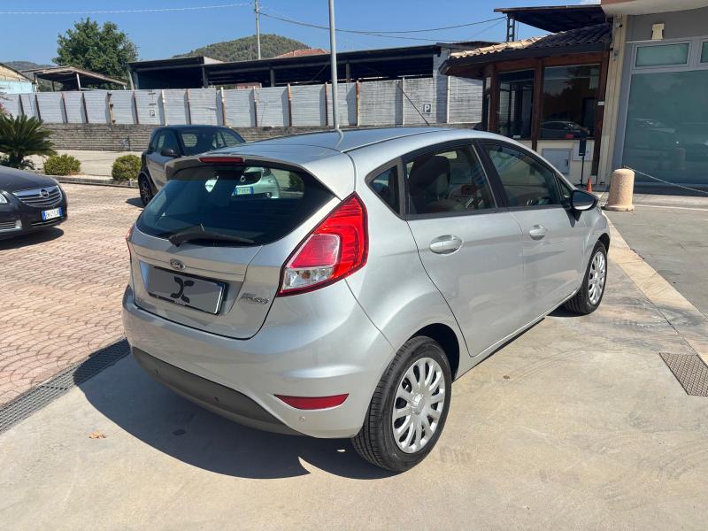 Ford Fiesta 5p 1.6 Business 105cv Cambio Automatico "Solo 89.000 km" 6