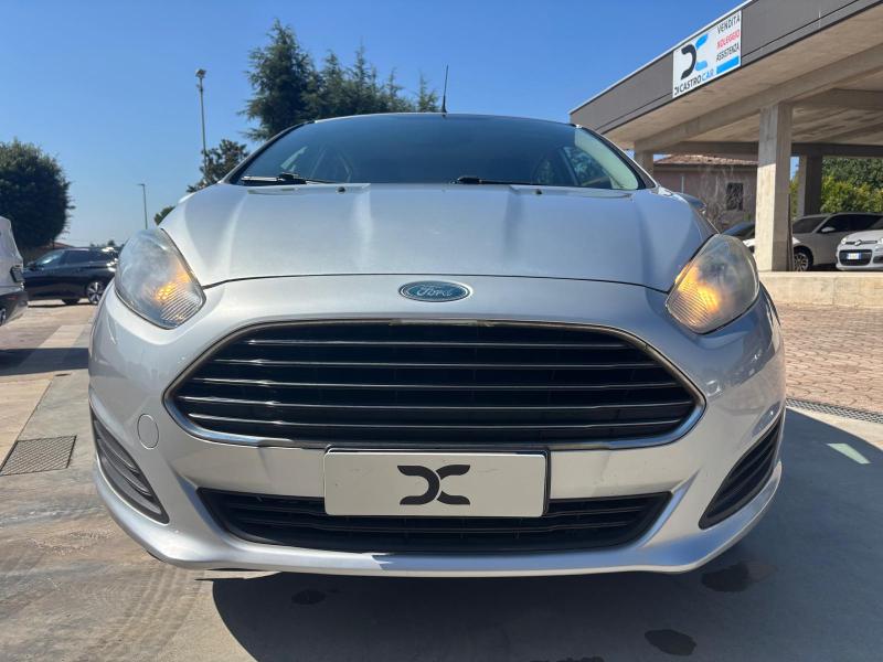 Ford Fiesta 5p 1.6 Business 105cv Cambio Automatico "Solo 89.000 km" 9