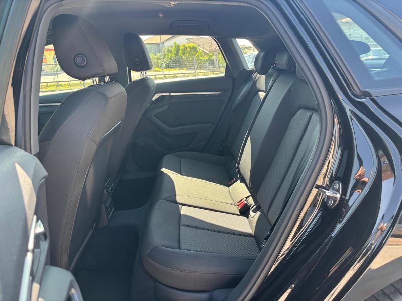 Audi A3 Sportback 30 2.0 Tdi " Fari Matrix - Pdc - Cambio F1 " 17